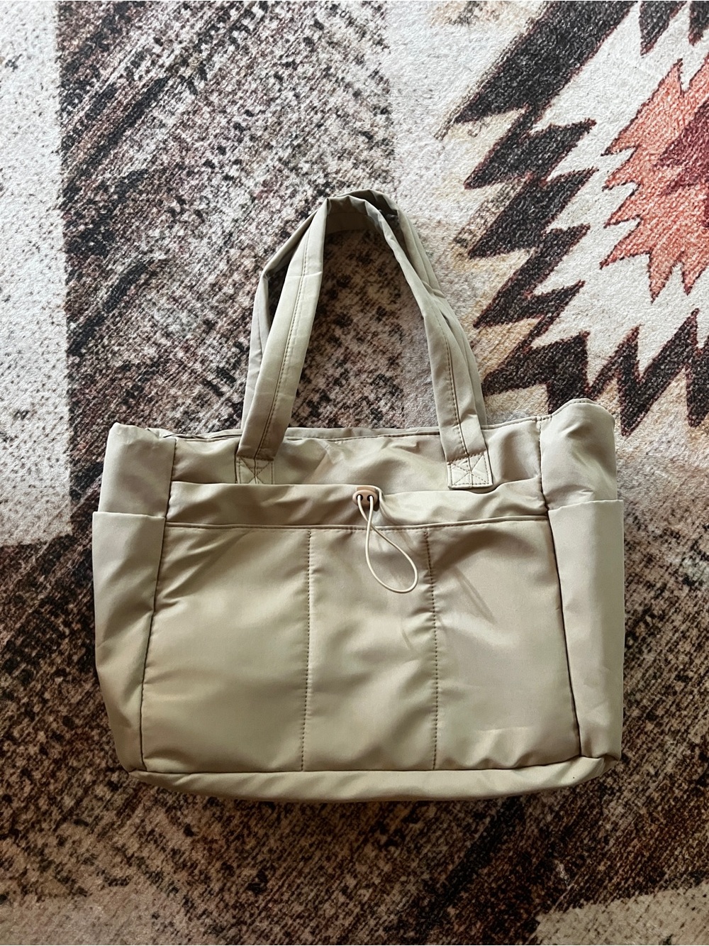 Beige Women’s Tote Bag – Lightweight Everyday Carry